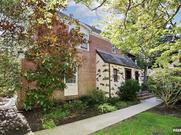 185 E Palisade Avenue #A2A, Englewood, NJ 07631