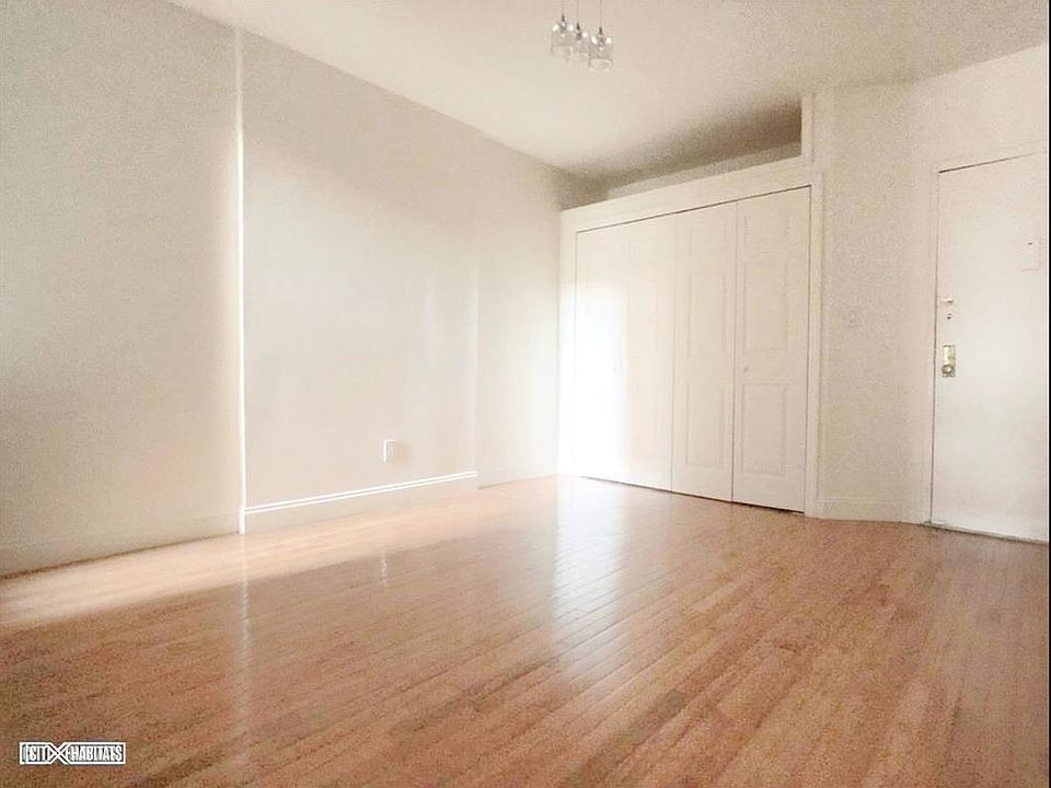 1st image of 448 W 55th St APT 3C