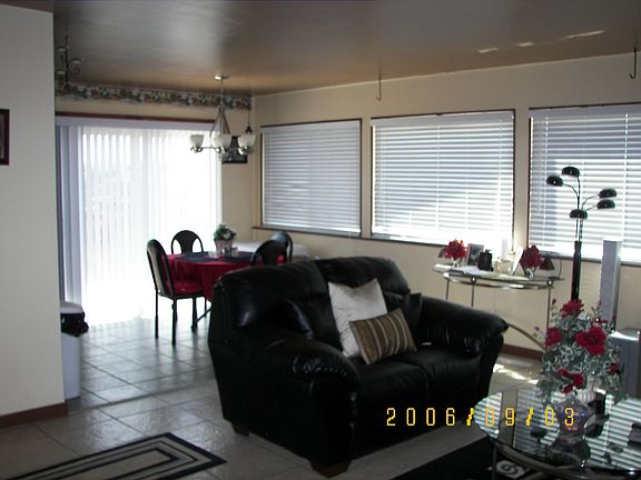 tile living and dining