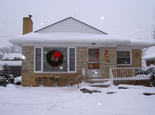 2594 Dale Ave, Rocky River, OH 44116
