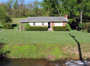 1052 Saint Clairs Creek Rd, Chilhowie, VA 24319