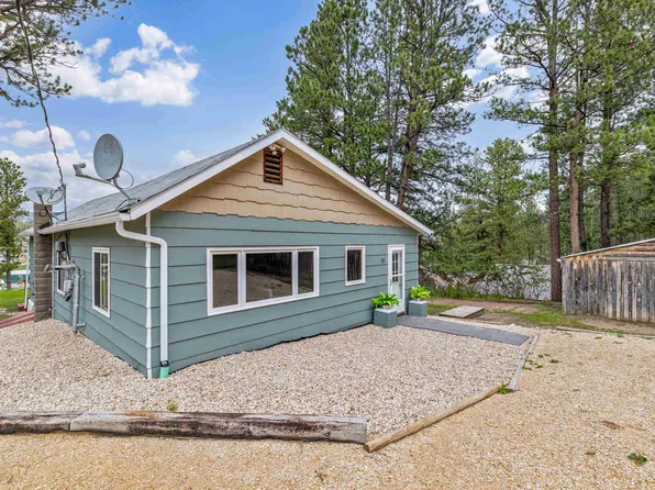 222 S 2nd St, Custer, SD 57730
