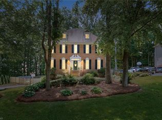 7625 Fording Bridge Rd, Kernersville, NC 27284