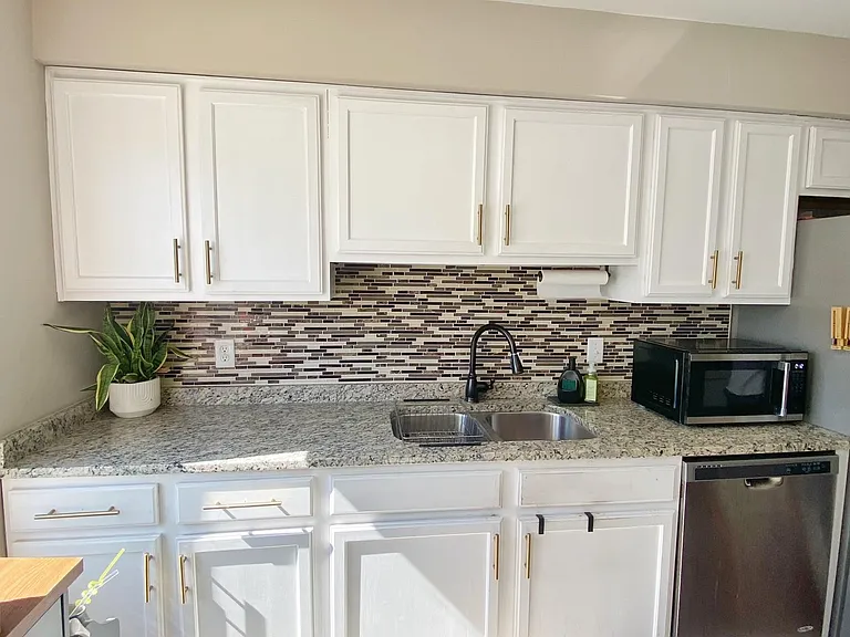 1657 Fairfax Dr — Photo 14