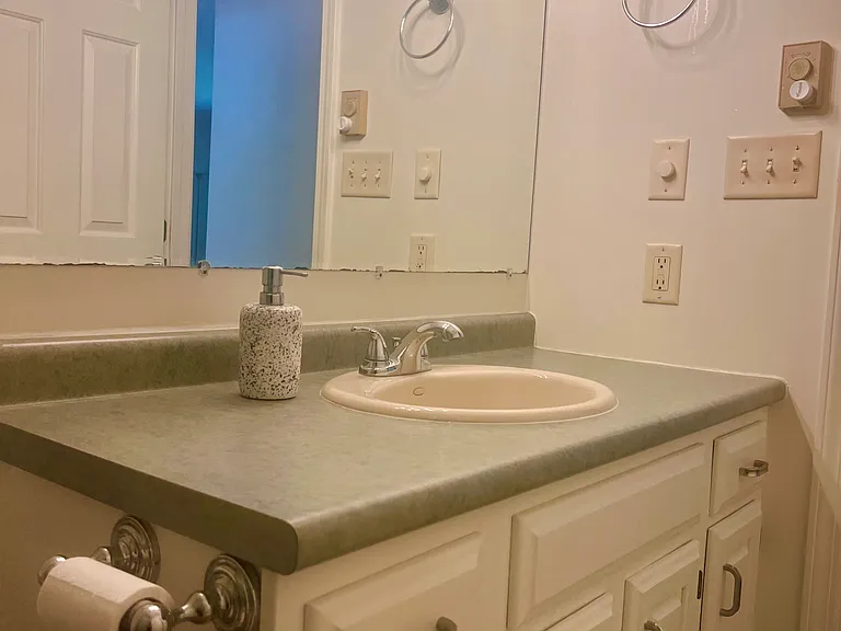 48 Garfield St #5 — Photo 12