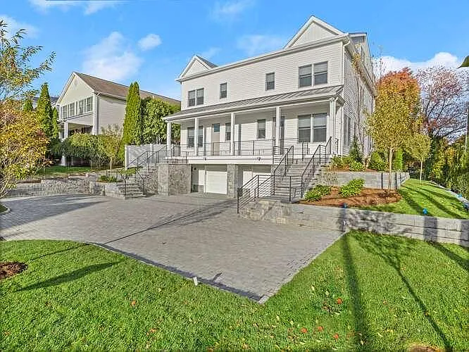 Brand New Gorgeous Townhomes!