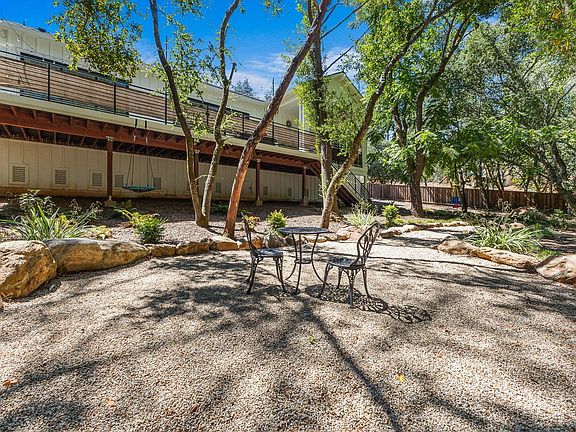 4th image of 794 Los Olivos Road