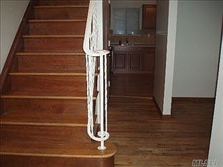 4th image of 74 Sampson Ave