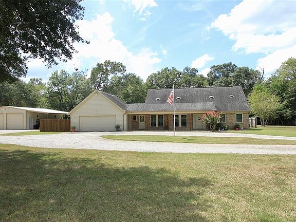 There is a circular driveway in addition to one that leads straight to the Garage for easy of parking your RV.