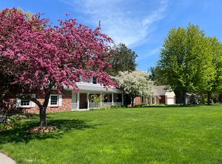 6513 Woodbrook Dr SE, Grand Rapids, MI 49546