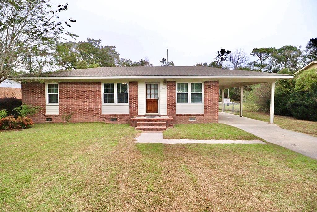 305 E Stanfill St, Hahira, GA 31632 | MLS #138565 | Zillow
