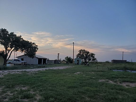 5th image of 929 County Road 309