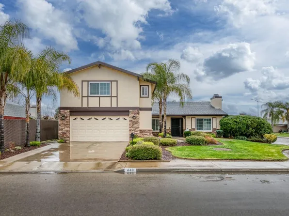 448 Brehler Ave, Sanger, CA 93657