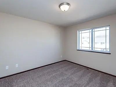 5th image of 5172 61st St NW