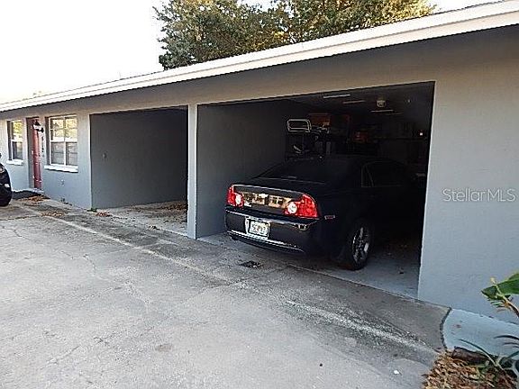 3rd image of 412 N Saturn Ave
