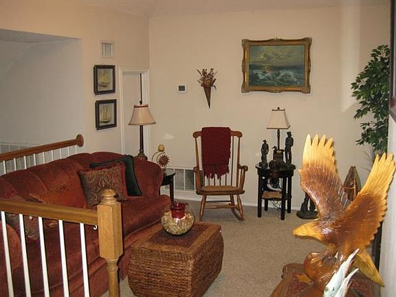 4th image of 7304 Market Ct