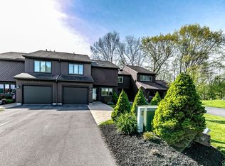 34 Jarvis Dr, Manlius, NY 13104