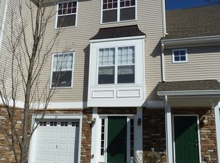 28 Indigo Rd, Hackettstown, NJ 07840