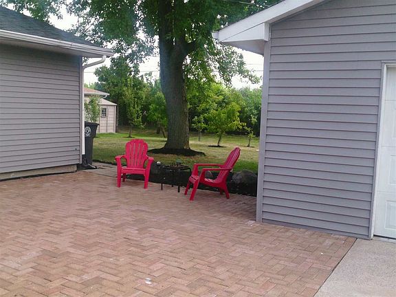 4th image of 7319 Knightswood Dr