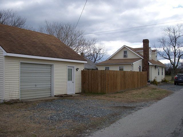 2nd image of 110 S Division St