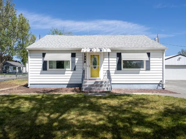 1332 Marshall Ave, Richland, WA 99354