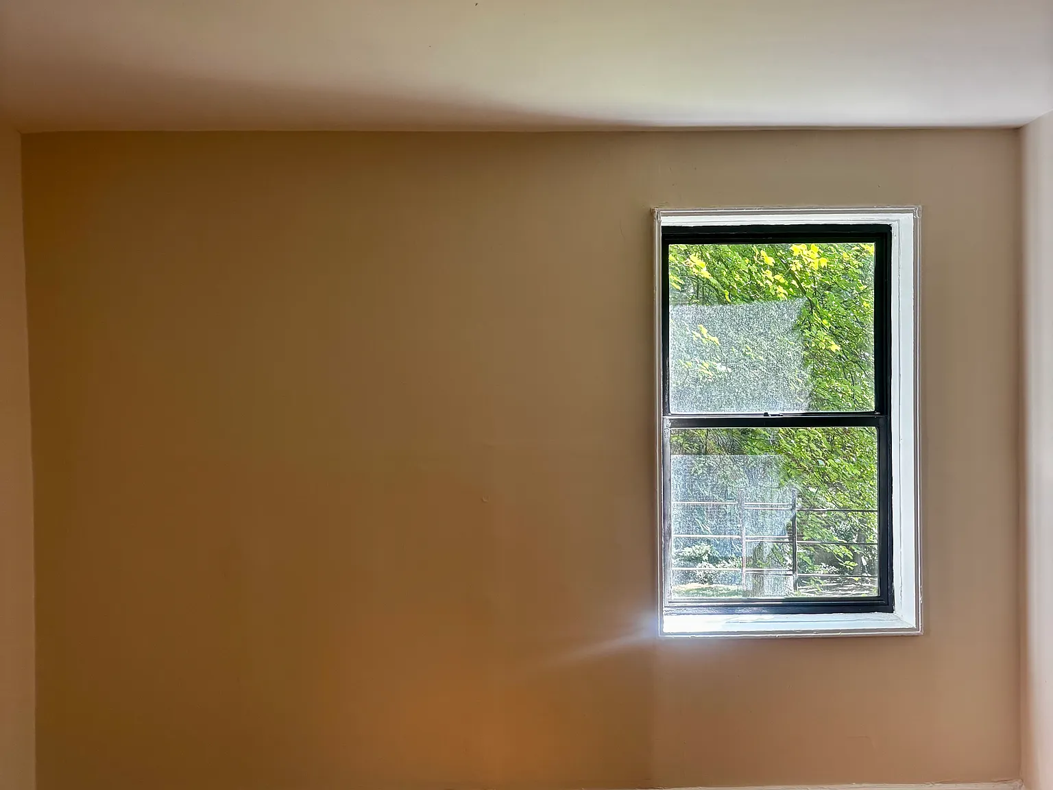 1 bed, $2,075 — Photo 2