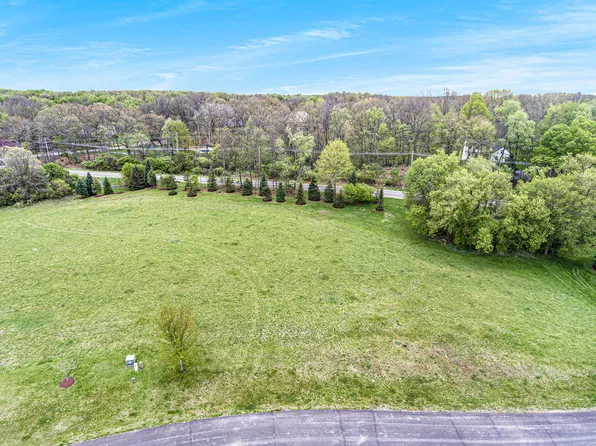 4900 Nantucket Dr #2, Jackson, MI 49201