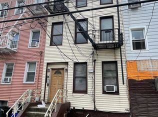 335 5th St, Jersey City, NJ 07302