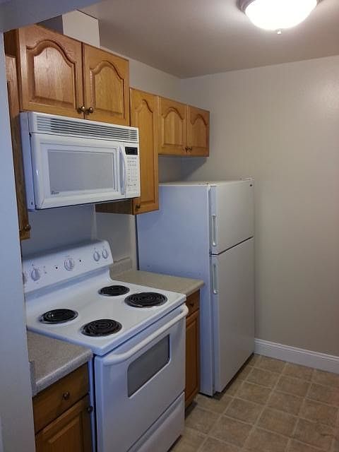 Kitchen Left