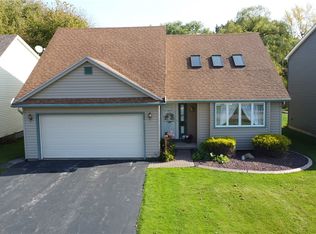 48 Olivia Cir, Rochester, NY 14626