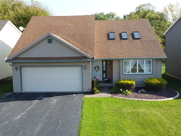 48 Olivia Cir, Rochester, NY 14626