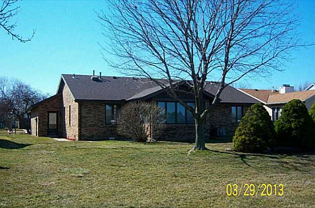 2nd image of 1319 E Meadow Dr
