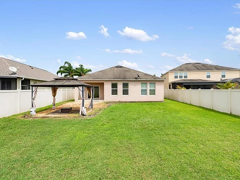 2804 Carter Grove Ln — Photo 4