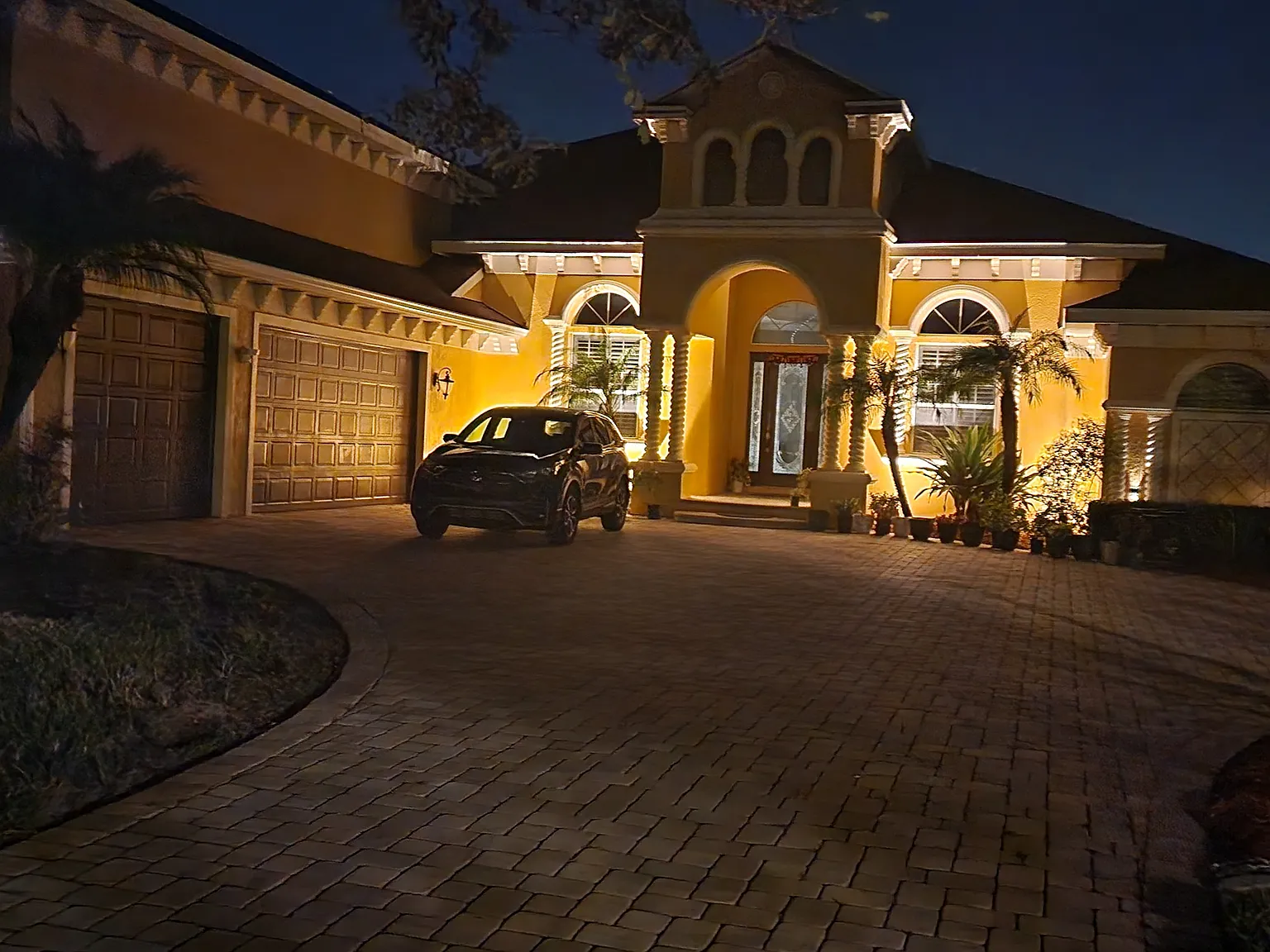 5 bed, 3703 sqft, $3,999 — Photo 3