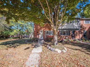 3342 Williamsburg Rd, Ann Arbor, MI 48108