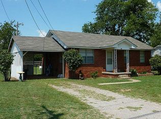 108 Oak St, Poteau, OK 74953