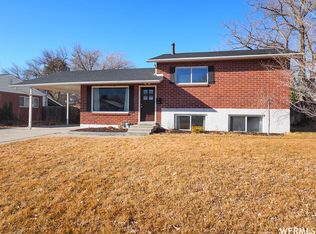 9474 S Poppy Ln, Sandy, UT 84094