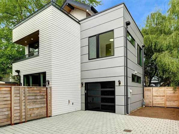 8750 13th Avenue NW #C, Seattle, WA 98117