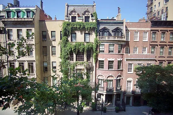 Rented by Domus Realty | media 4