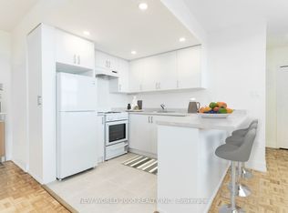 485 Eglinton Ave E #908, Toronto, ON M4P 1N2