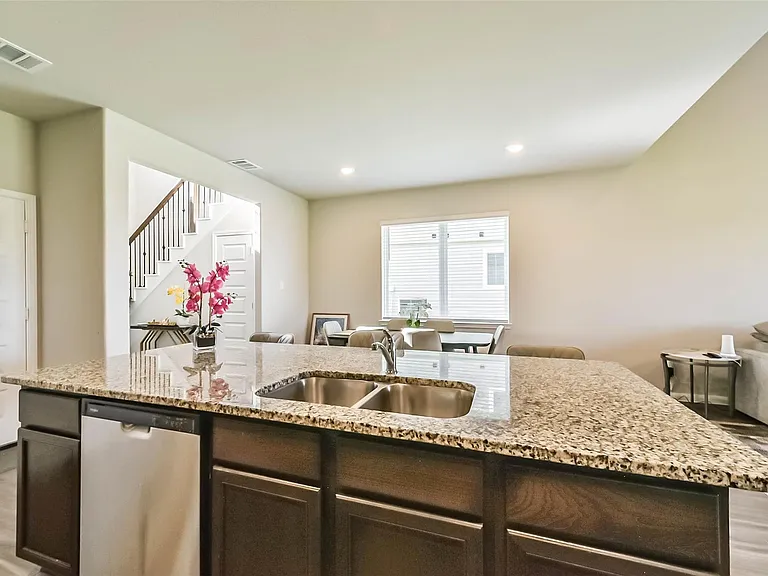 4907 Luke Mathew Dr — Photo 13