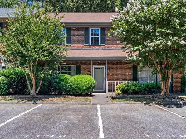 3138 Burke Mill Ct, Winston Salem, NC 27103