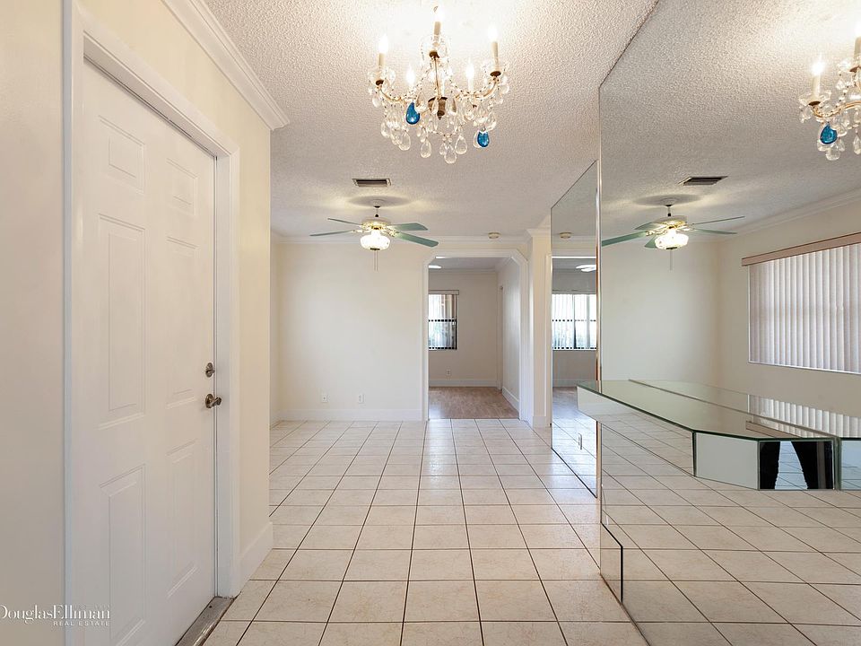 1st image of 21190 Mainsail Cir APT A18