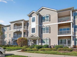 127 Timberlake Dr, Ewing, NJ 08618