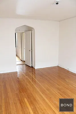 Rented by Bond New York | media 5