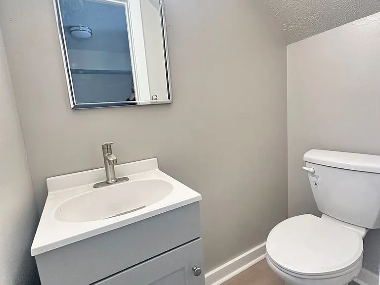94 Dutch Mill Ct #A — Photo 7