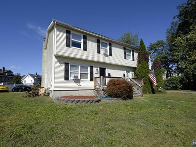 46 Walnut St, Pompton Lakes, NJ, 07442