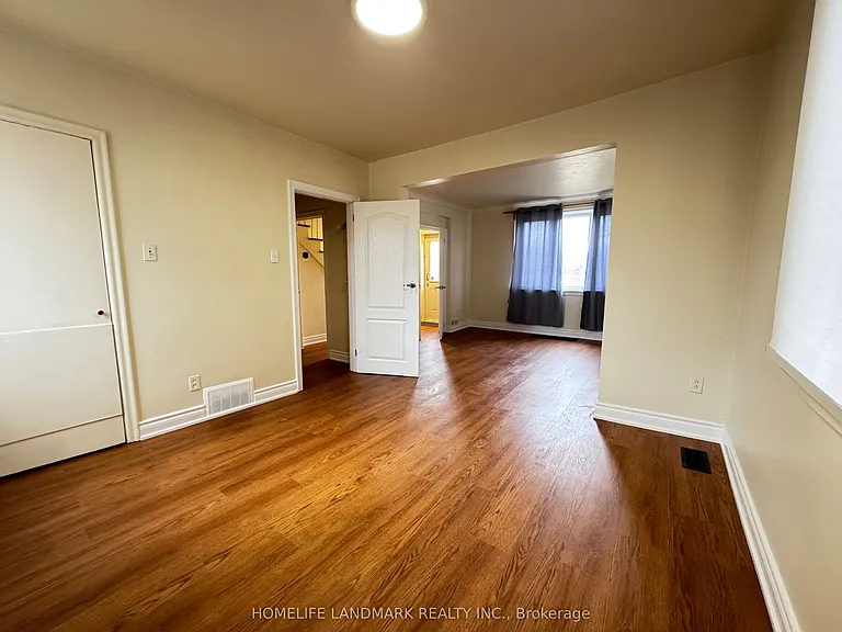 121 Bishop Ave — Photo 9