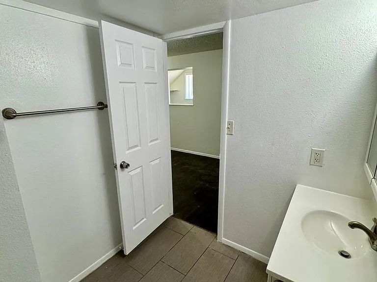 1550 Kendall St — Photo 14
