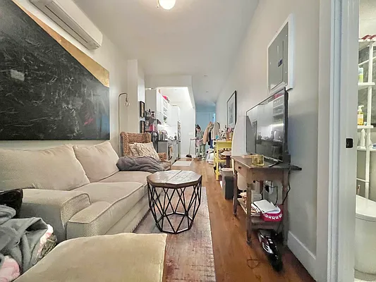 Rented by Doorway NYC, LLC | media 26